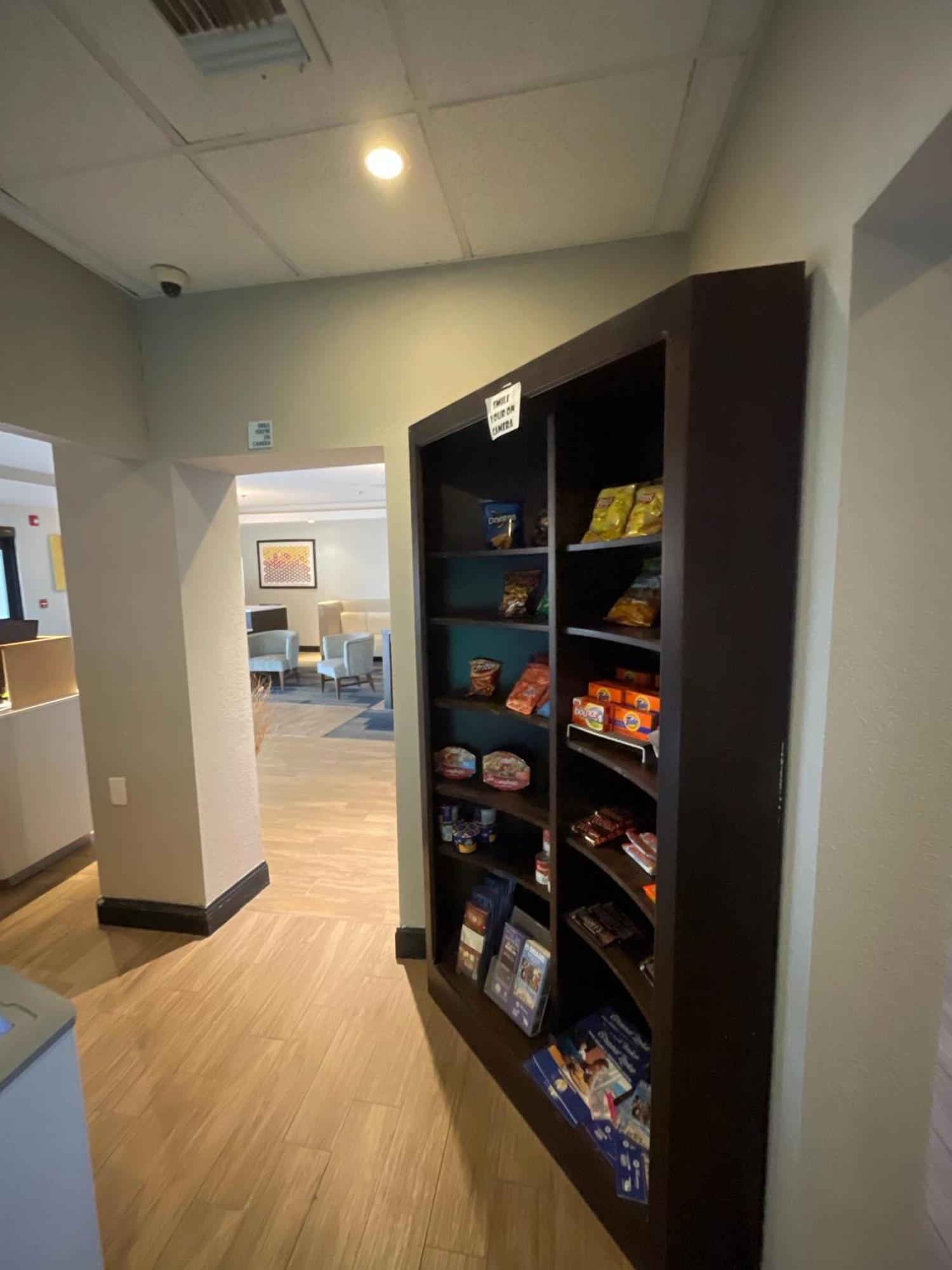 Route 66 Inn & Suites Miami Ngoại thất bức ảnh